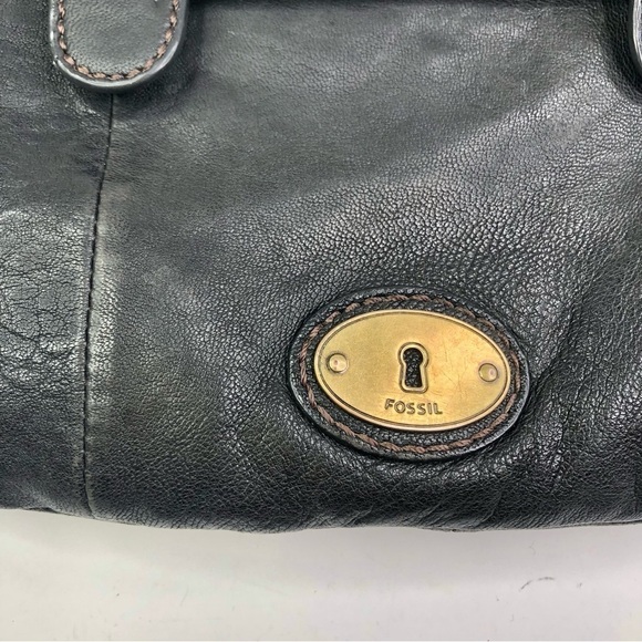 Fossil soft black leather crossbody purse - Picture 2 of 13